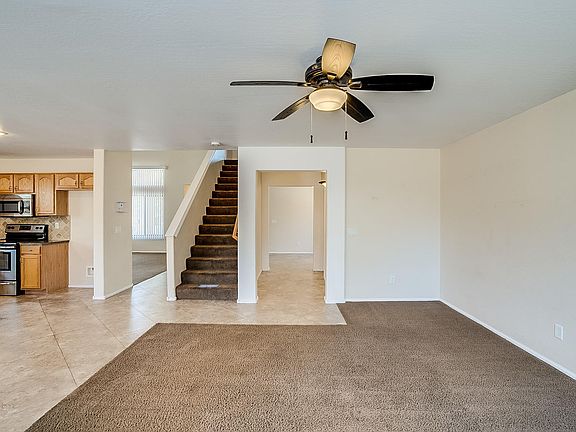 2nd image of 41392 W Pryor Ln