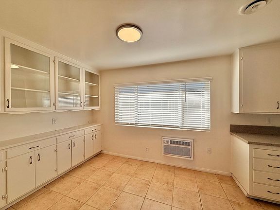 3rd image of 3706 King St #F