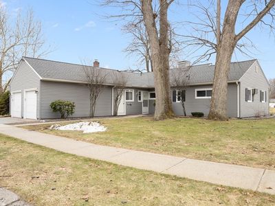 144 Horseshoe Dr Unit 144, Chicopee, MA, 01022