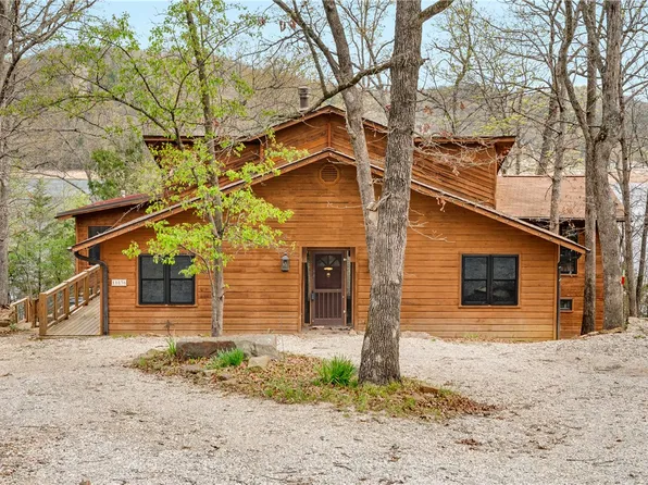 11836 White Oak Dr, Garfield, AR 72732