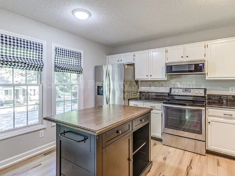 103 Unaka Ct — Photo 27