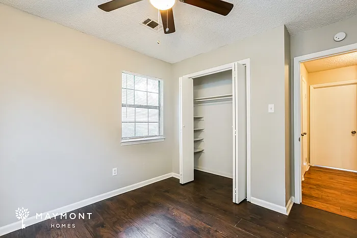 17 Greenbrier Dr — Photo 10