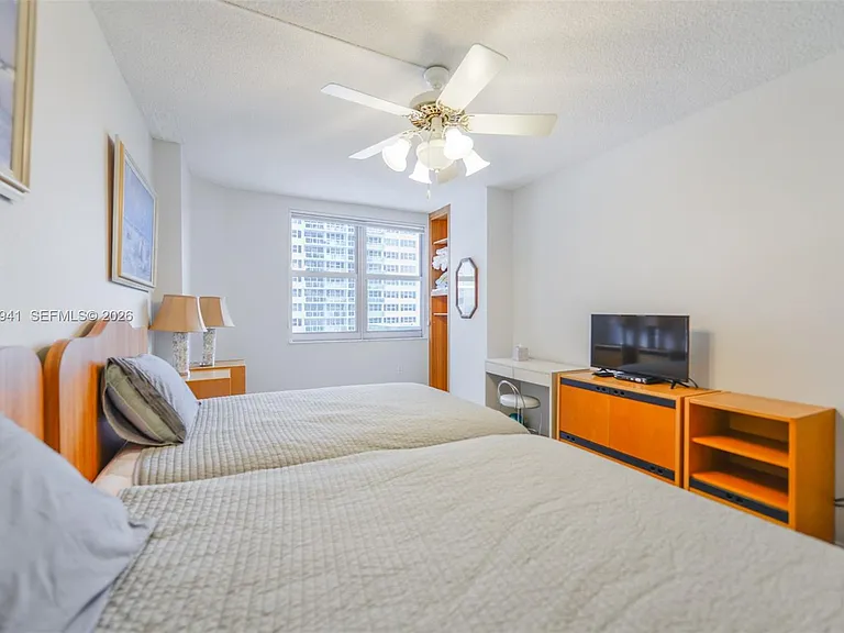 1980 S Ocean Dr #5E — Photo 18