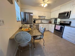 Carriage Hills, Hollywood, FL 33024