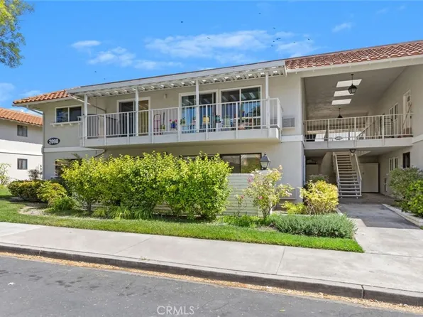 2098 Ronda Granada Unit B, Laguna Woods, CA 92637