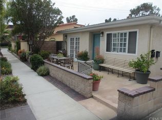 305 8th St, Seal Beach, CA 90740