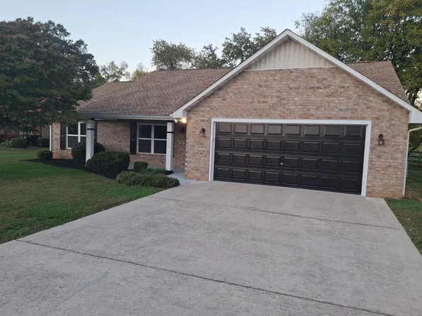 1510 Cavalier Dr, Maryville, TN 37803