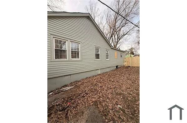 Building Photo - 3230 Yale Ave #1