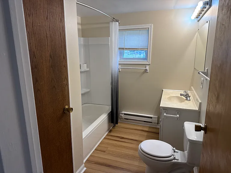 603 N Pine St #2 — Photo 4
