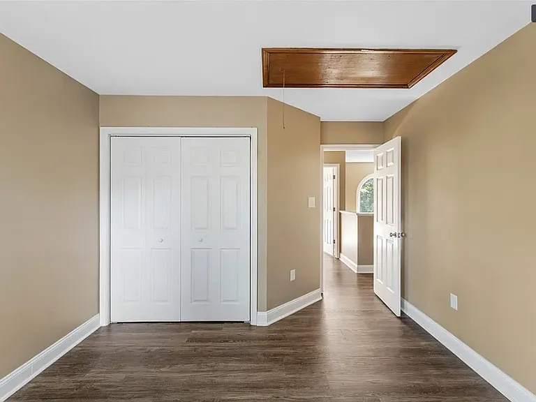5105 Fox Den Ct — Photo 9