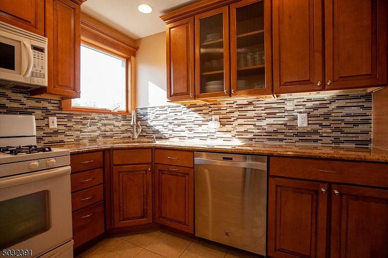 76 Franklin Ave Hawthorne NJ Zillow