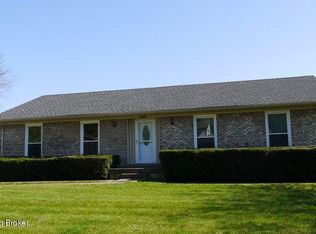10304 Going Ct, Louisville, KY 40241