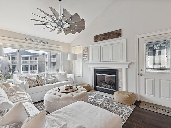 3rd image of 2756 Asbury Ave #2