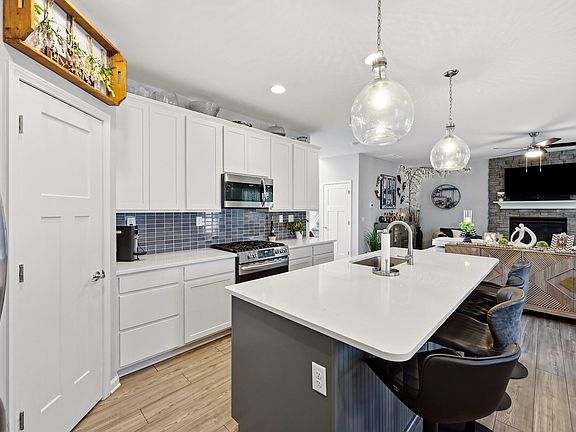 5th image of 553 Brannon Meadow Way