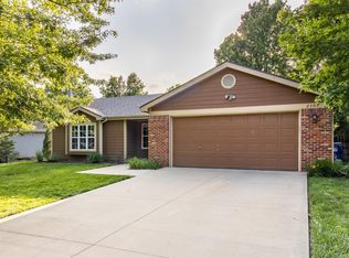 2307 Haversham Dr, Lawrence, KS 66049