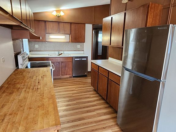 5th image of 1620 La Crescent St