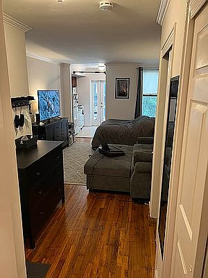 2nd image of 308 E 85th St APT 4C