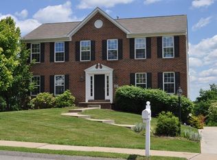 4207 Grandview Dr, Gibsonia, PA 15044