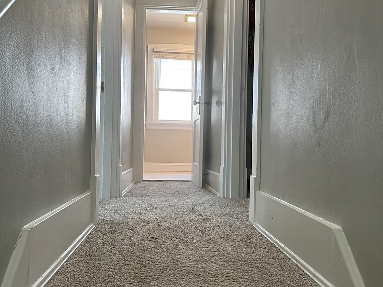 639 Harrison Ave — Photo 16