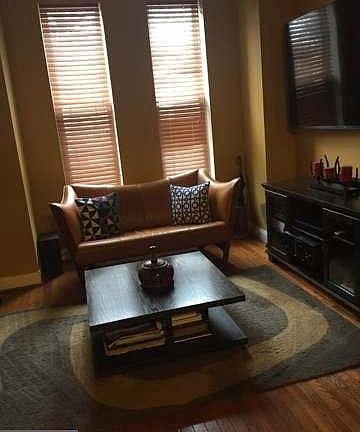 3rd image of 820 K St NE