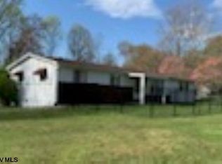 2655 Bunner Ridge Rd, Fairmont, WV 26554