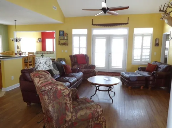 236 Fox Den Dr, Murrells Inlet, SC 29576