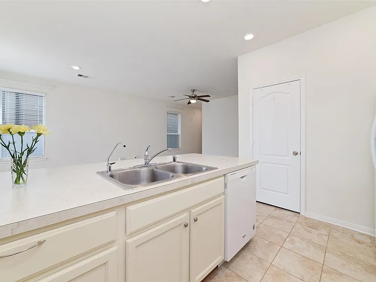 16615 Chill Brook Dr — Photo 20