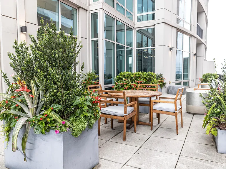 Sun Deck 3