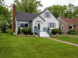 5723 Glenwood St, Duluth, MN 55804