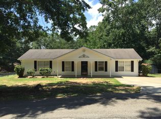 390 Almon St, Heflin, AL 36264