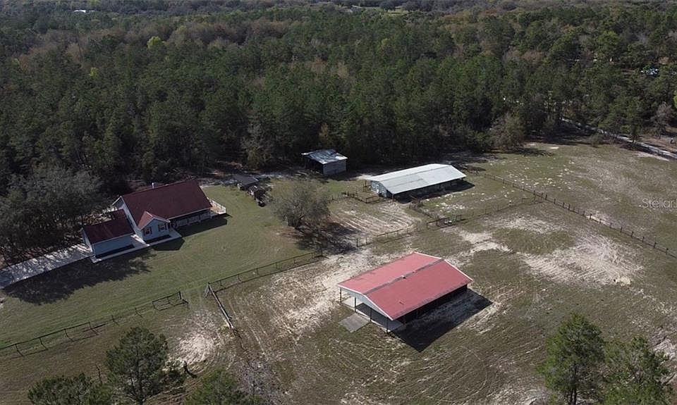 1st image of 26201 Lost Horse Ln