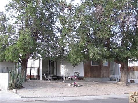 Very nice Mature shade trees. Fenced yard.