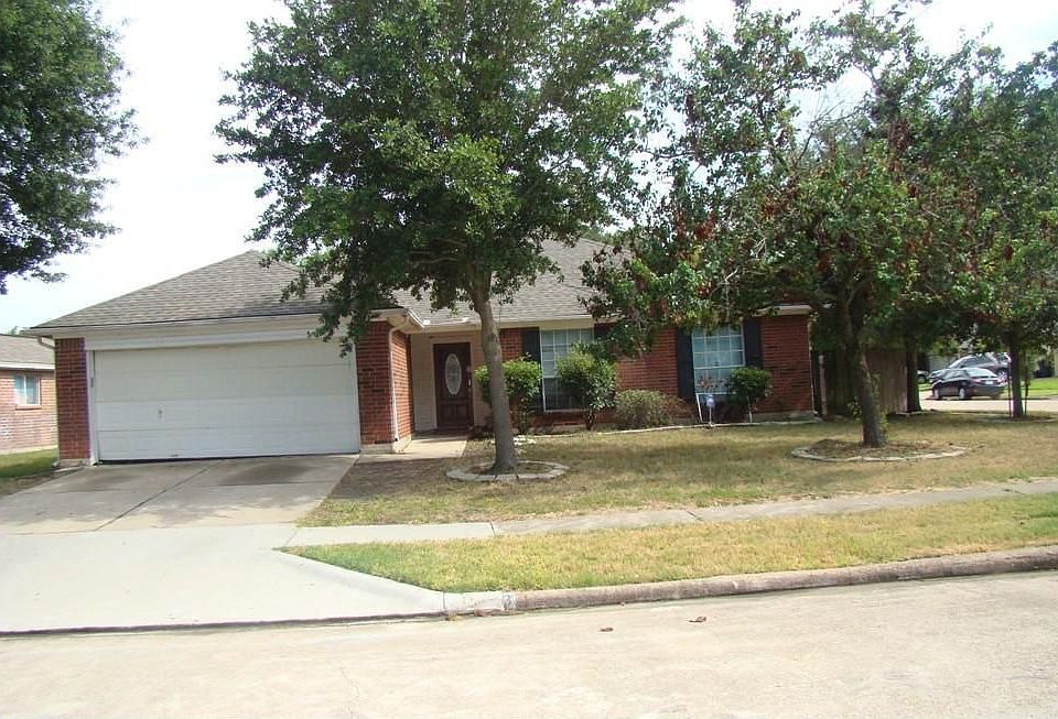 1st image of 19723 Vista Lake Ct