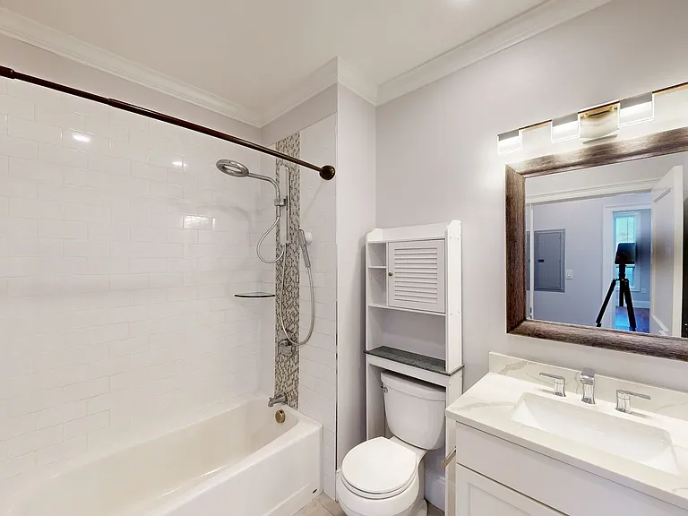 87 Medford St #215 — Photo 9