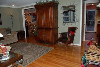 Family Room - Open to both kitchen and dining room