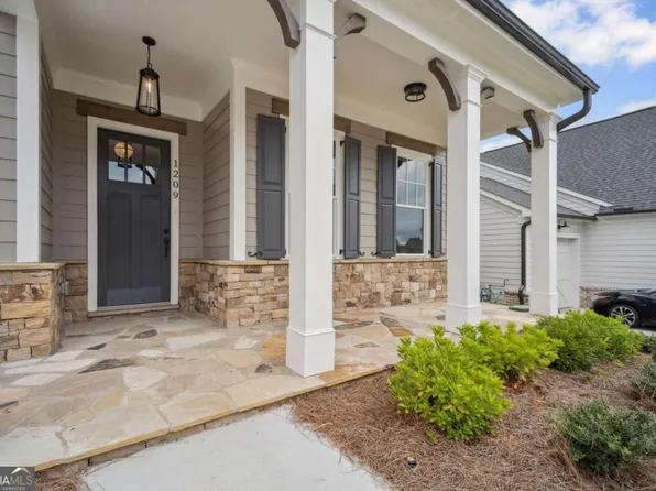1209 Lakeside Overlook, Canton, GA 30114