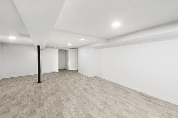 Sold by Douglas Elliman | media 26