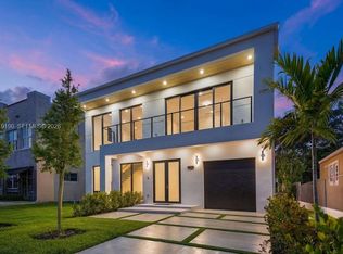 2265 SW 4th St, Miami, FL 33135