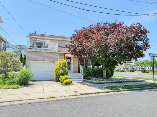 2 S Barclay Ave, Margate, NJ 08402