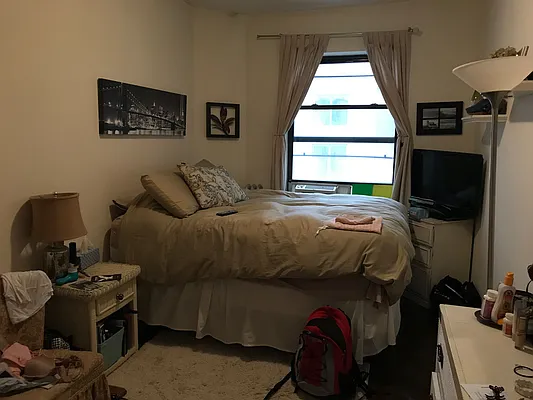 Rented by Salon Realty Corp | media 21