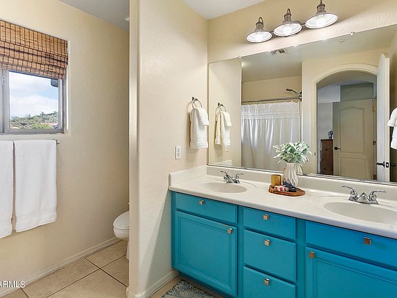 4th image of 13847 N HAMILTON Drive #105