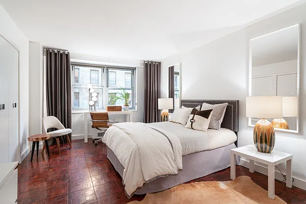 Sold by Level Group | media 5