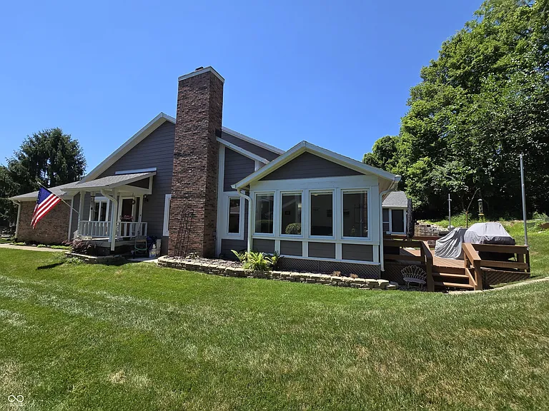 8198 Foxchase Cir — Photo 36