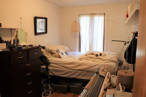 Rented by DGW N Y Realty Group LLC | media 20