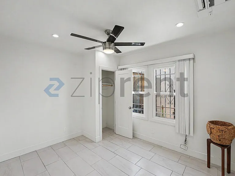 1067 W 83rd St — Photo 24