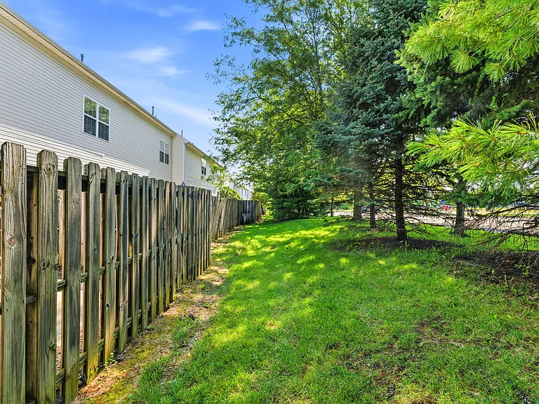 1113 Green Knoll Dr — Photo 39