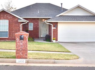 1600 SE 18th St, Moore, OK 73160