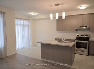 1475 Blackmore St, Innisfil, ON L9S 0J8