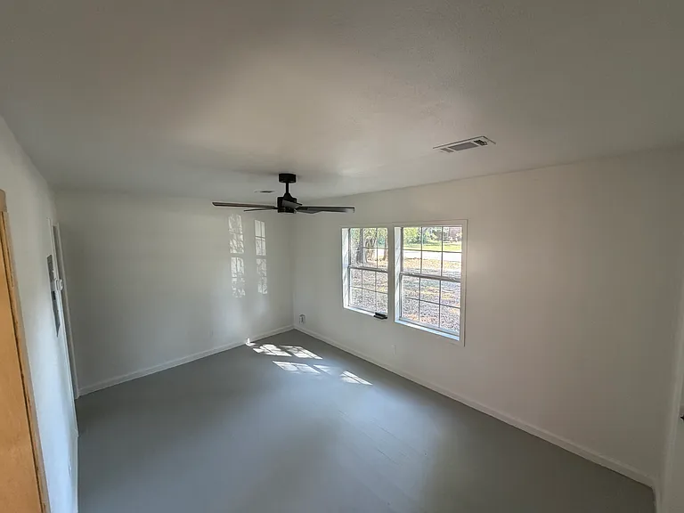 10 Ruberia Ave — Photo 7