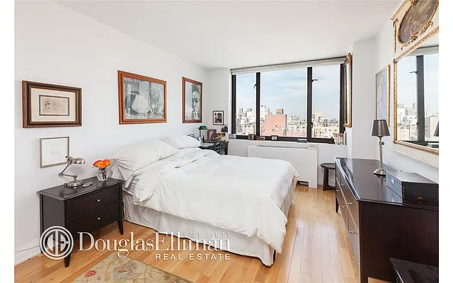 Rented by Douglas Elliman | media 3